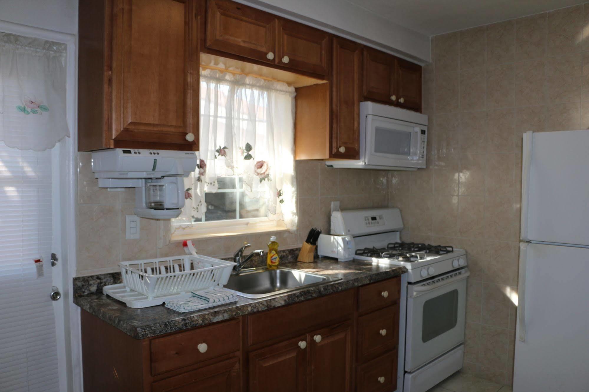 Breakaway Inn Guest House Lauderdale-by-the-Sea Eksteriør bilde